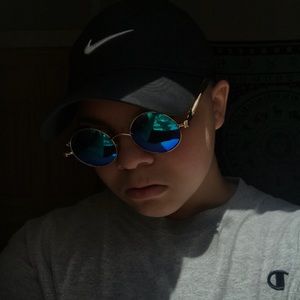 Meet your Posher, Ezekiel